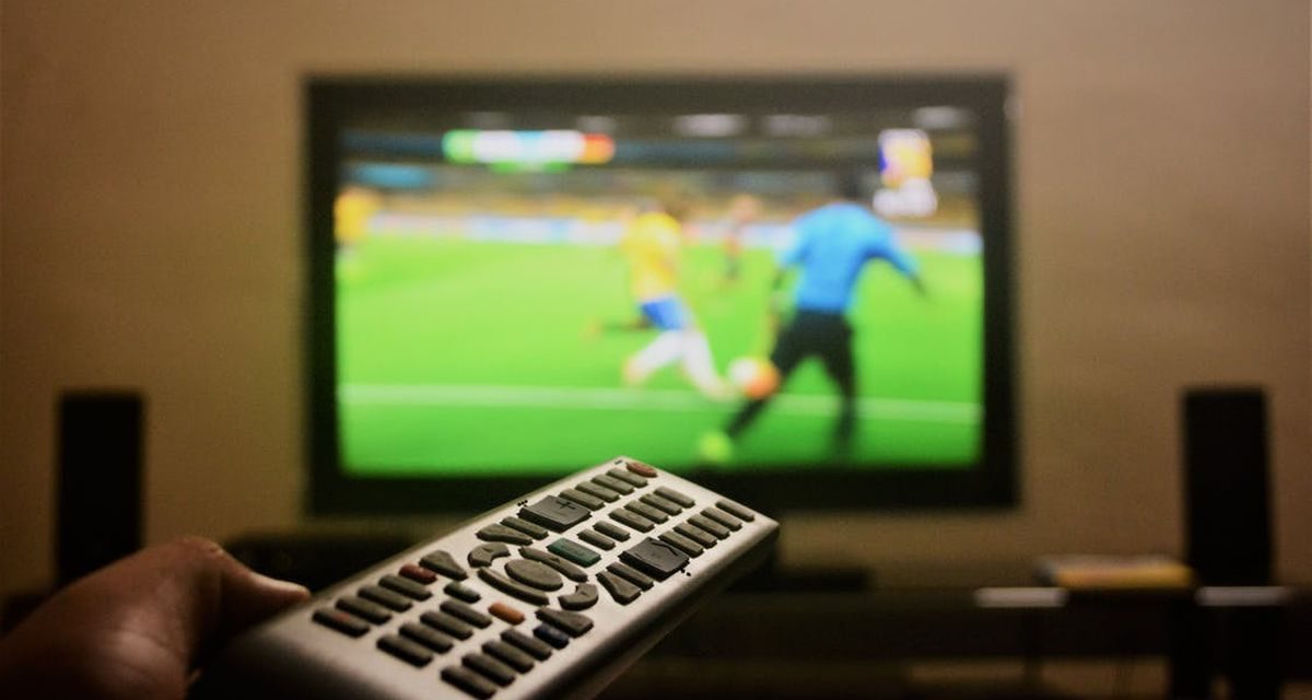 Teknologi Elektronik Pada Sebuah Perangkat Televisi