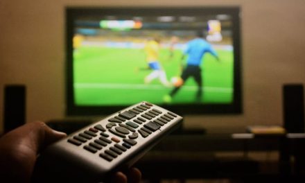 Teknologi Elektronik Pada Sebuah Perangkat Televisi