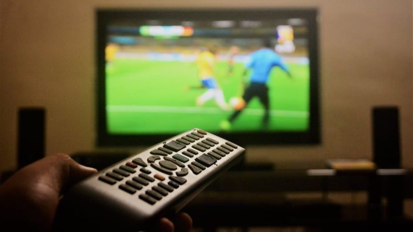 Teknologi Elektronik Pada Sebuah Perangkat Televisi