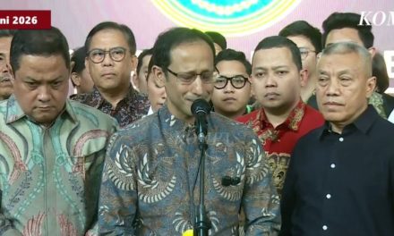 Nadiem Makarim Menahan Tangis Usai Divonis 10 Tahun Penjara!
