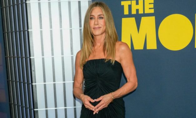 Jennifer Aniston, Actress Hollywood Dengan Gaya Hidup Sehat