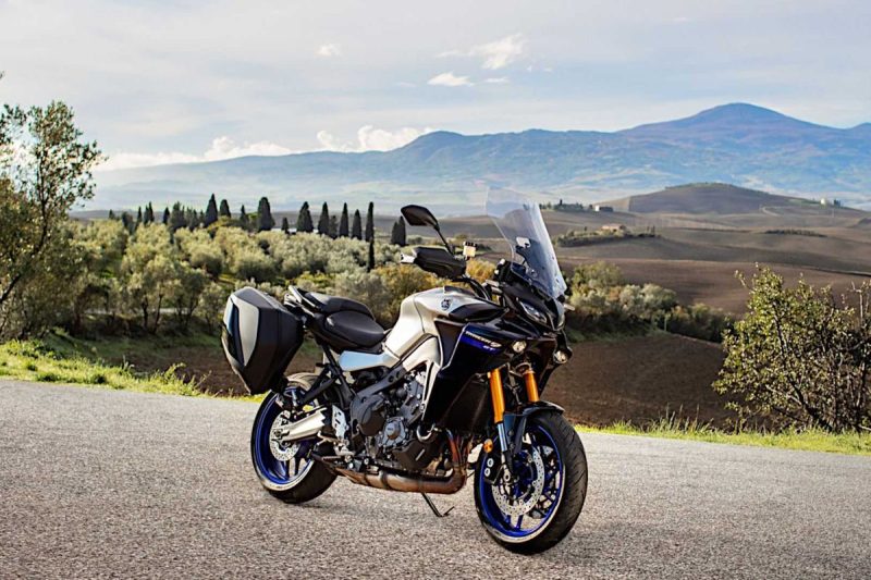 Motor Touring Tangguh, 4 Pilihan Terbaik Untuk Perjalanan Jauh