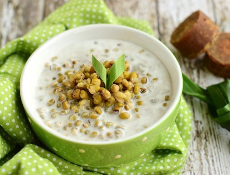 Hidangan Manis Asal Tionghoa Dari Kacang Hijau Menjadi Bubur